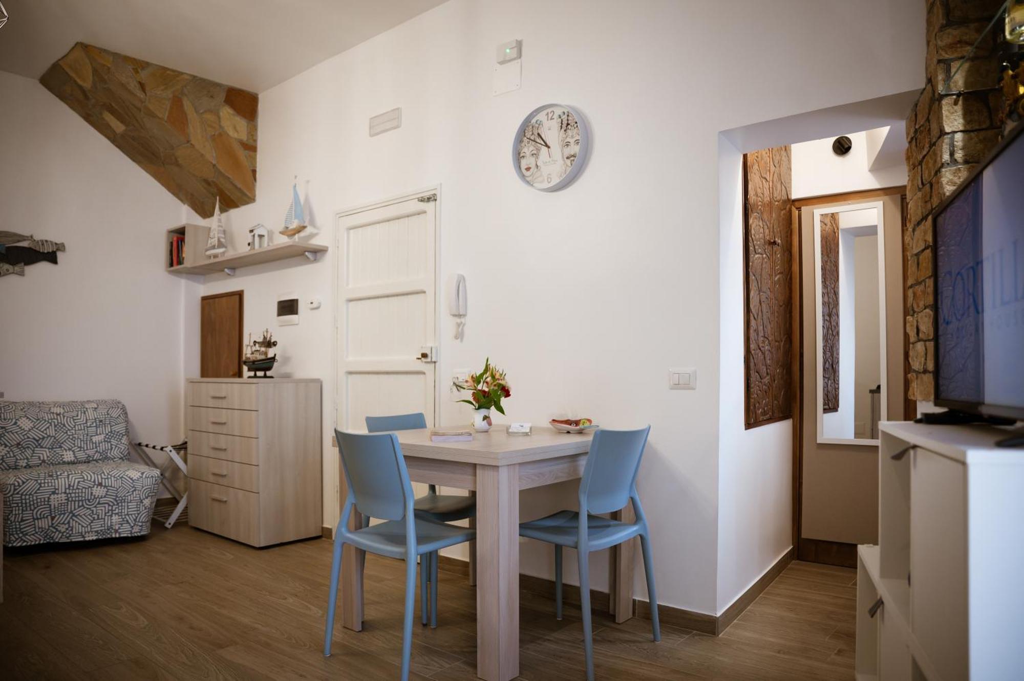 צ'פאלו Cortilia Holiday House מראה חיצוני תמונה